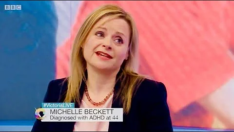 Michelle Beckett Photo 33