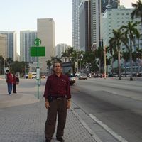 Luis Cantos Photo 1