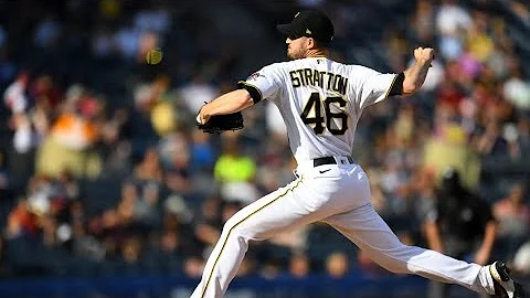 Kris Stratton Photo 17