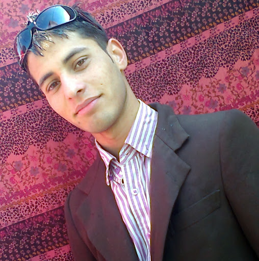 Zeshan Khan Photo 9