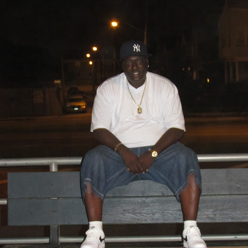 Lloyd Forbes Photo 7