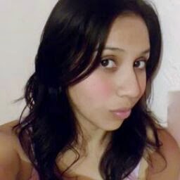 Ana Robles Photo 12