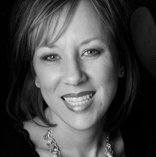 Kristin Walker Photo 18