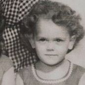 Debora Arnold Photo 1