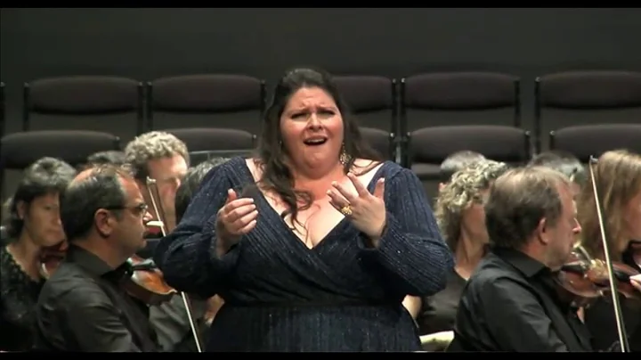 Angela Mead Photo 32