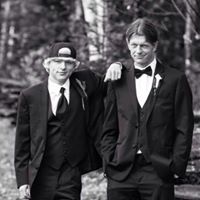 Colin Hanson Photo 4