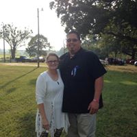 Kelly Sanders Photo 2