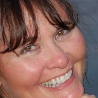 Suzanne Bates Photo 2