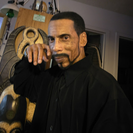 Emmanuel Evans Photo 12