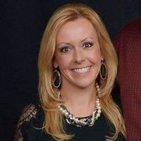 Traci Meyers Photo 7