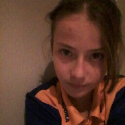 Alyssa Head Photo 6