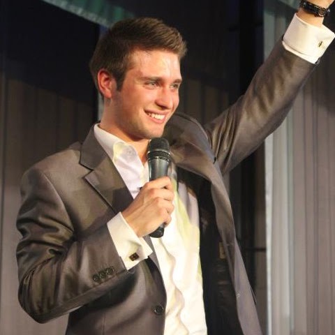 Joshua Alvarez Photo 14