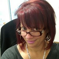 Lisa Binns Photo 7