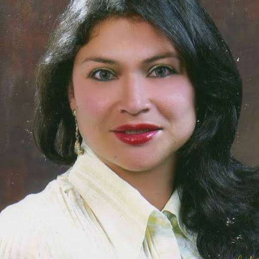 Ruth Bustos Photo 12