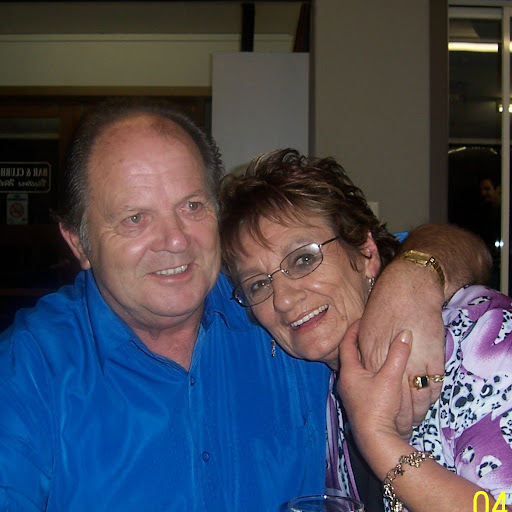 Sandra Stocks Photo 9