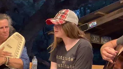 Jillian Hudson Photo 20