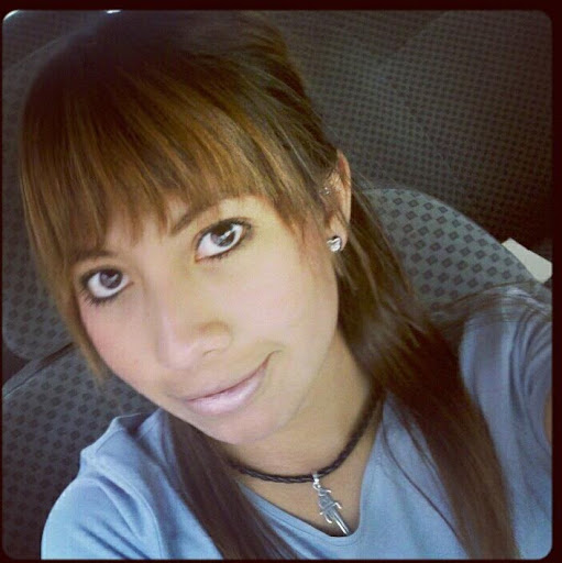 Stephanie Aviles Photo 13