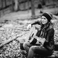 Michelle Mclean Photo 11