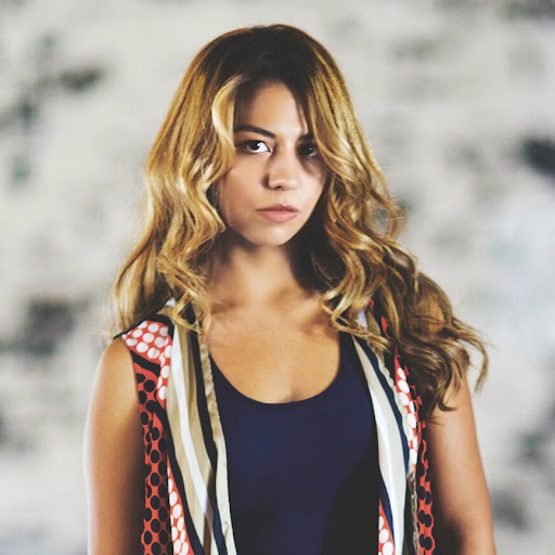 Paula Bernal Photo 14