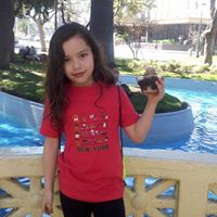 Stephanie Caceres Photo 4