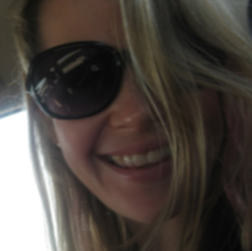 Stephanie Donahue Photo 15