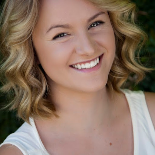 Anastasia Johnson Photo 12