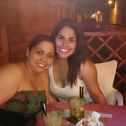 Veronica Ledezma Photo 12