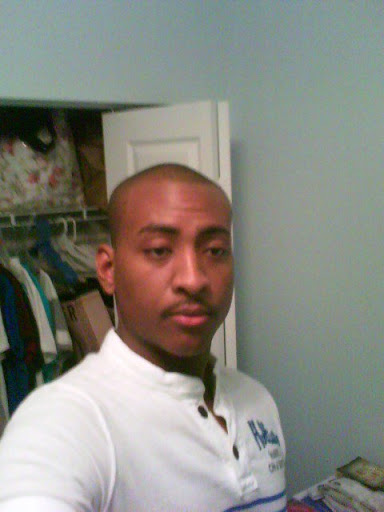 Arturo Brown Photo 7