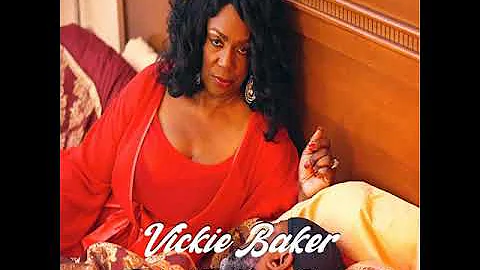 Vicki Lester Photo 30