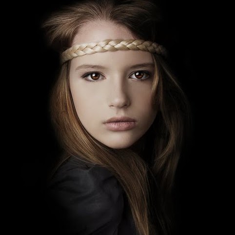 Leah Peters Photo 16