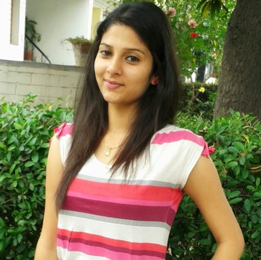 Shivani Sharma Photo 12