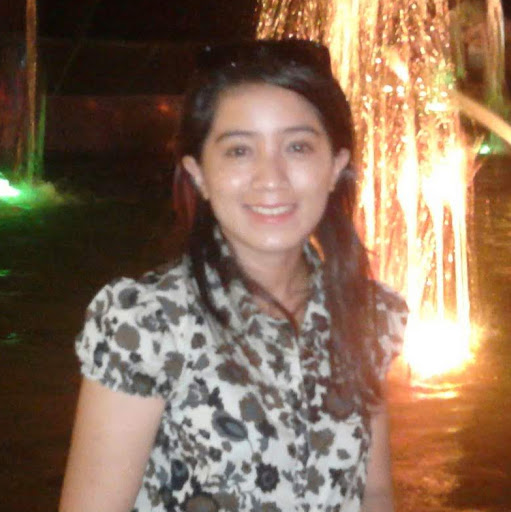 Reema Khan Photo 13
