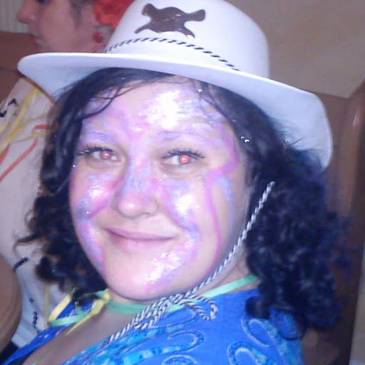 Maria Schroeder Photo 14
