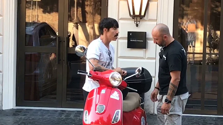Anthony Vespa Photo 14