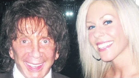 Nicole Spector Photo 15