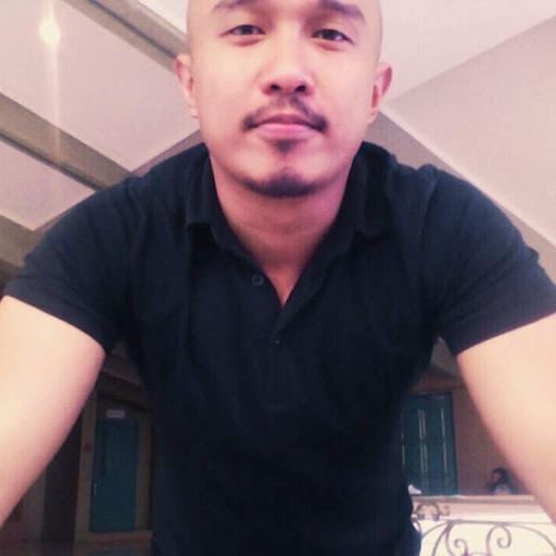 Neil Reyes Photo 11