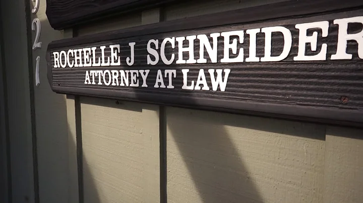 Rochelle Schneider Photo 20
