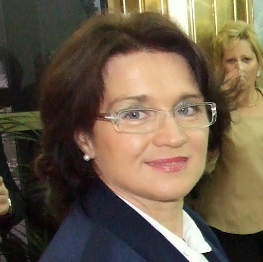 Elena Neacsu Photo 15