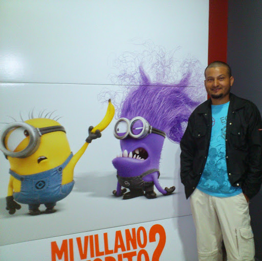 Alvaro Bustos Photo 16