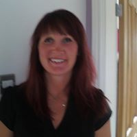Julie Roper Photo 6