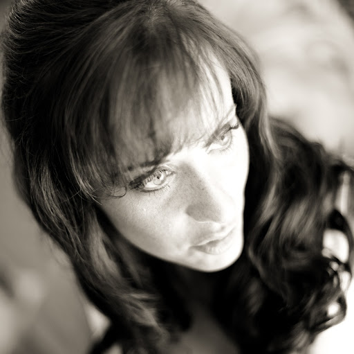 Lori Simon Photo 13