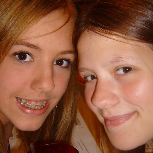 Sarah Lipp Photo 12