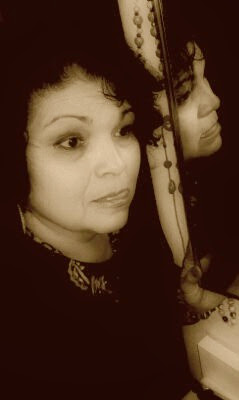Norma Moya Photo 9