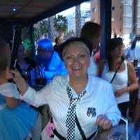 Lynn Fielding Photo 6
