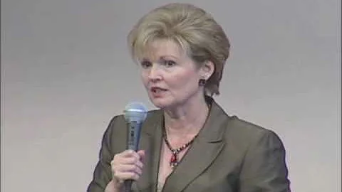 Pamela Varkony Photo 3