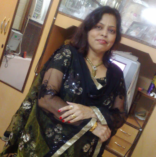 Anita Trehan Photo 7