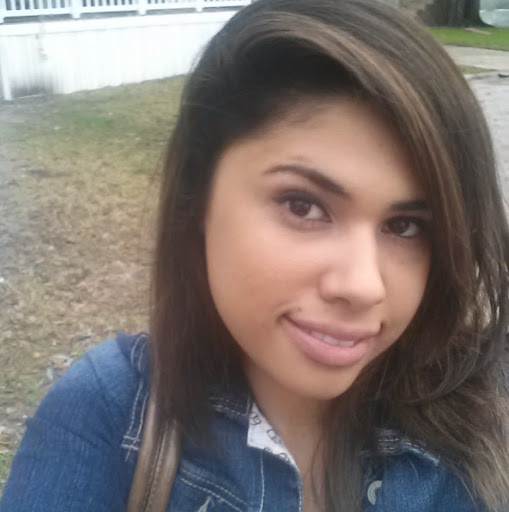 Debbie Rivas Photo 15