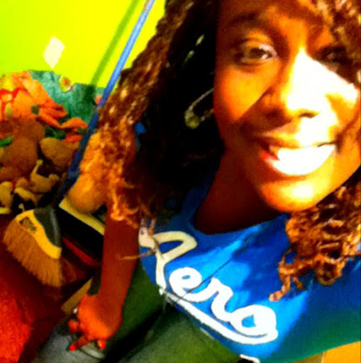 Sabrina Thompson Photo 15