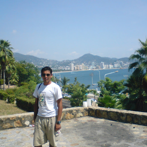 Gerardo Juan Photo 9