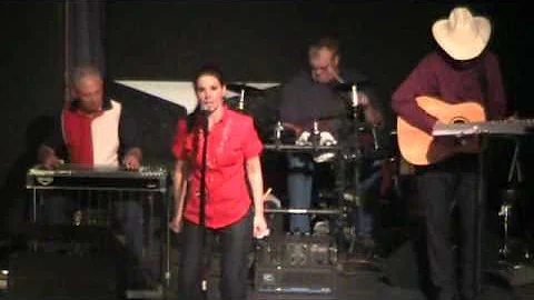 Lisa Bobbitt Photo 23